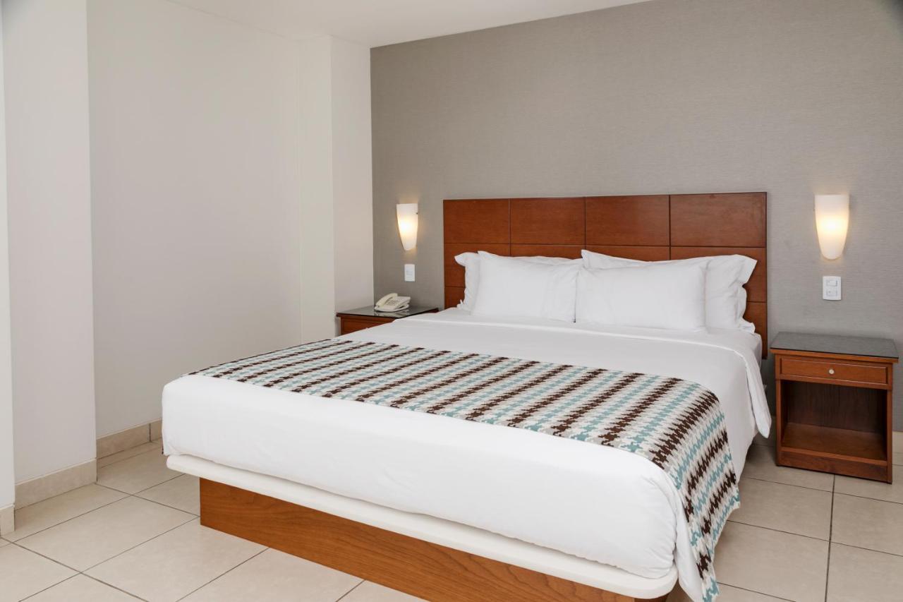 Wyndham Costa Del Sol Pucallpa Exterior foto