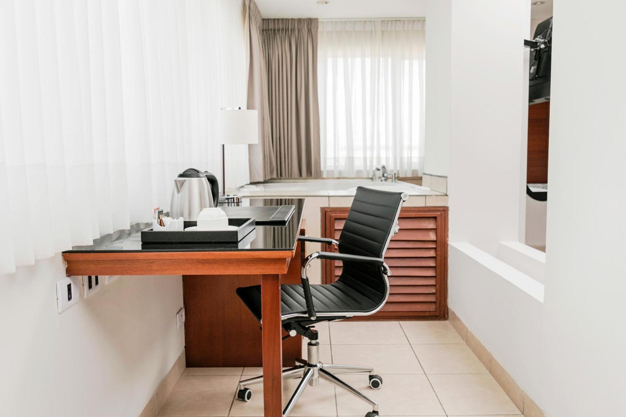 Wyndham Costa Del Sol Pucallpa Exterior foto