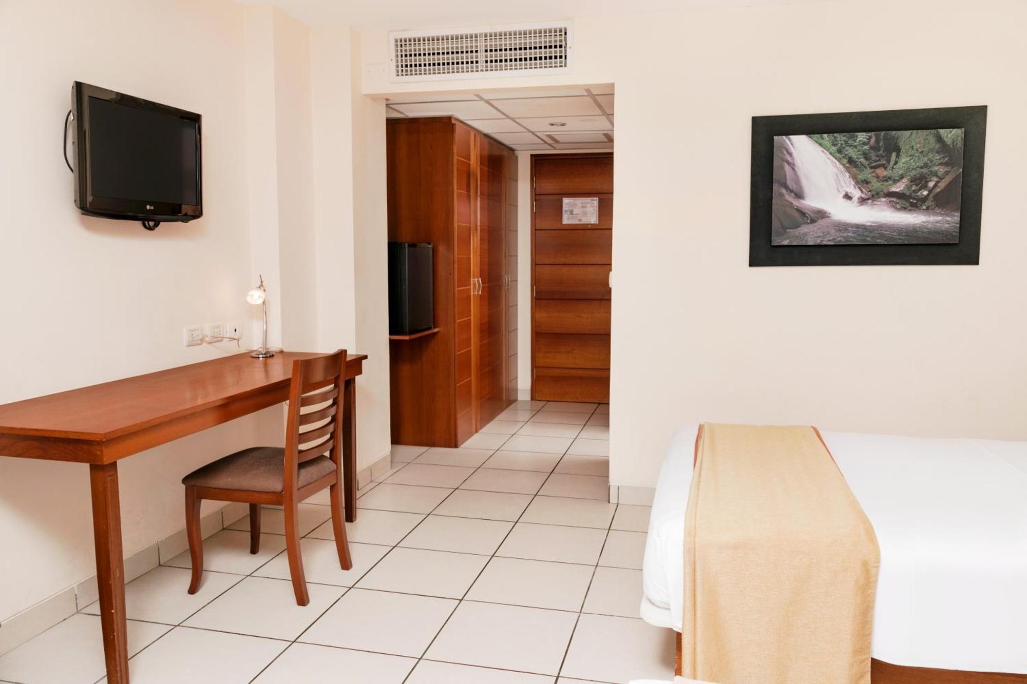 Wyndham Costa Del Sol Pucallpa Exterior foto