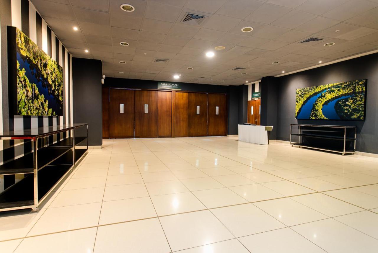 Wyndham Costa Del Sol Pucallpa Exterior foto The foyer of the Great Hall