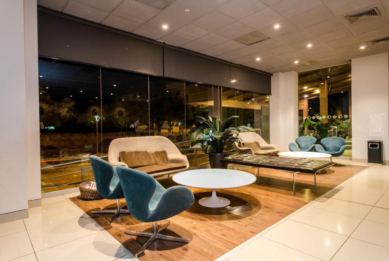 Wyndham Costa Del Sol Pucallpa Exterior foto The interior of the lounge